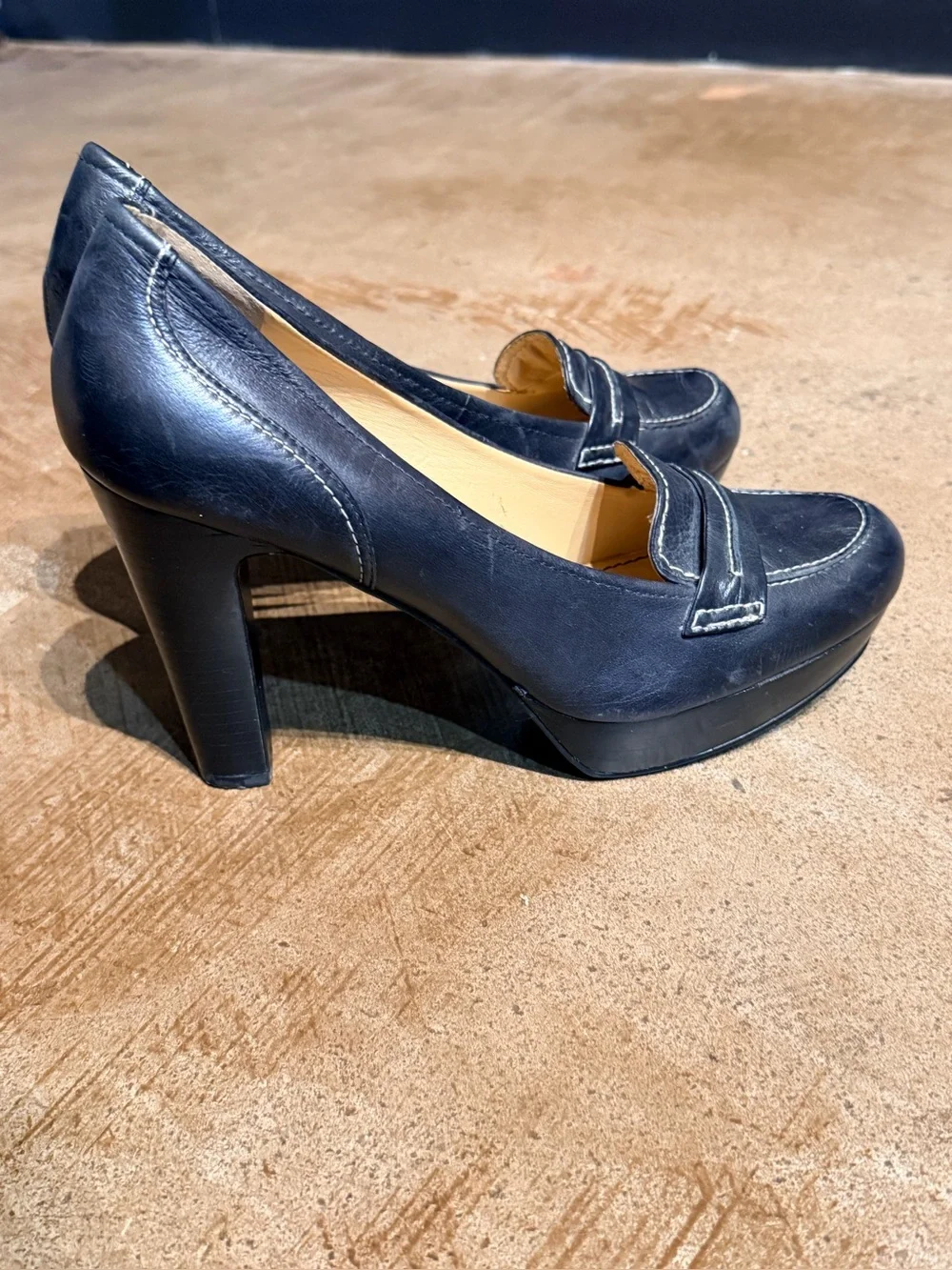 Nine West 90’s/Y2k Platform Leather Loafer Heels